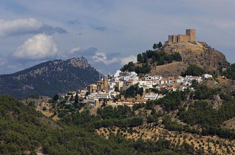 Foto e02f7a1e-12ce-491a-a39f-92ab37f35311. Casa en Ctra. Circunvalación - La Magdalena Jaén