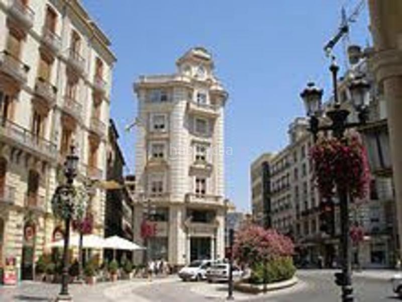 Foto 5008e0d2-3ce4-4738-ac37-53afbd1d5aeb. Casa adosada en Láchar