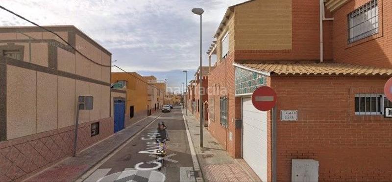 Foto db102518-3e46-4c96-aa26-a5f94a4ba2be. Casa a El Alquián Almería
