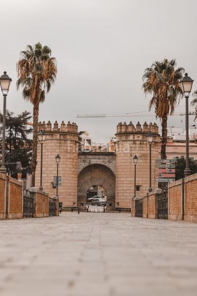 Foto 74f9fa03-f4ce-42a7-b089-64e9fbf5dede. Etagenwohnung mit parking in Avenida Elvas Badajoz