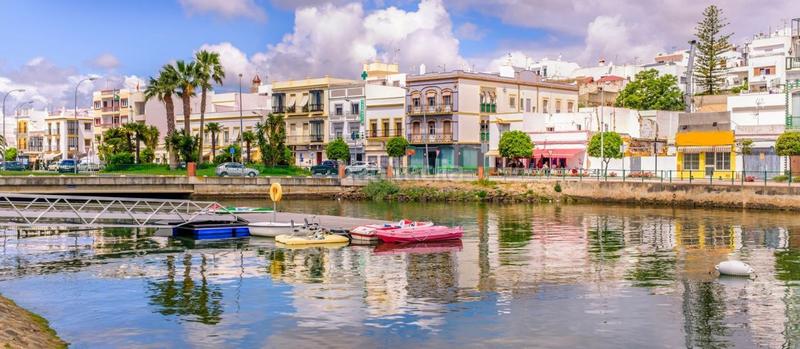 Foto c3989168-2bd2-4d79-95c1-d673882d58cd. Piso en Centro Huelva