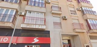 Appartement en Roquetas pueblo. Venta de inmuebles alquilado
