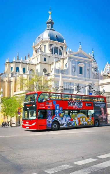 Foto d41733b9-fc2b-41e7-b309-c3b3e018204c. Ufficio in San Cristóbal Madrid