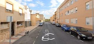 Semi detached house in Roquetas pueblo