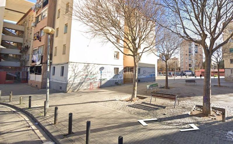 Foto c88eaa27-bbc9-4aed-b57a-012c703ee96f. Piso en Sant Roc Badalona