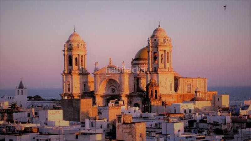 Foto 6cbc7e7f-5972-4b4a-b9c4-95580b4f0ef2. Piso en Centro Puerto Real