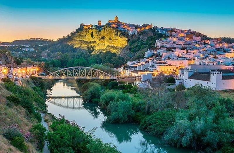 Foto f0f4d606-1c36-4efa-a0a3-df25509aac26. Appartement dans astilleros - la paz - loreto - el corte inglés Cádiz