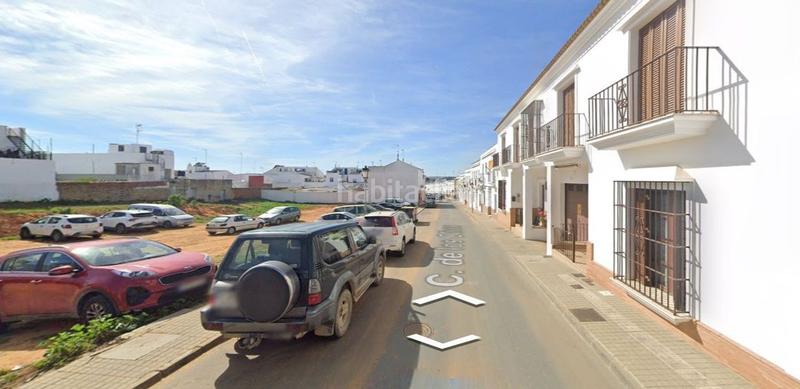 Foto f4df629f-aff0-44e6-bada-4ee1af78a588. Casa adosada en Lepe