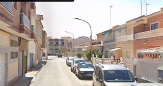 Casa adosada en Lo Pagn. Venta de inmuebles alquilado