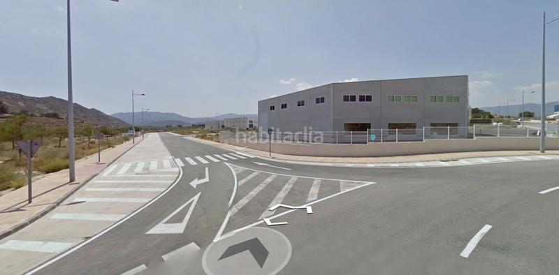 Foto bd807a4f-9040-41dd-a288-eb8097647804. Bâtiment à usage industriel dans Campo Alto-Club de Campo Elda