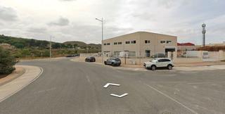 Nau industrial a Campo Alto-Club de Campo
