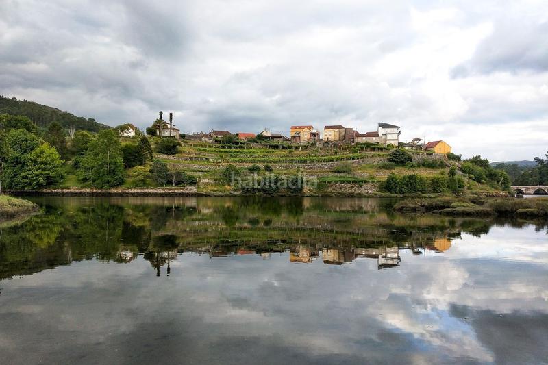 Foto 40306cec-b749-460e-8ba2-9f725b9f2853. Edifici a Lalín