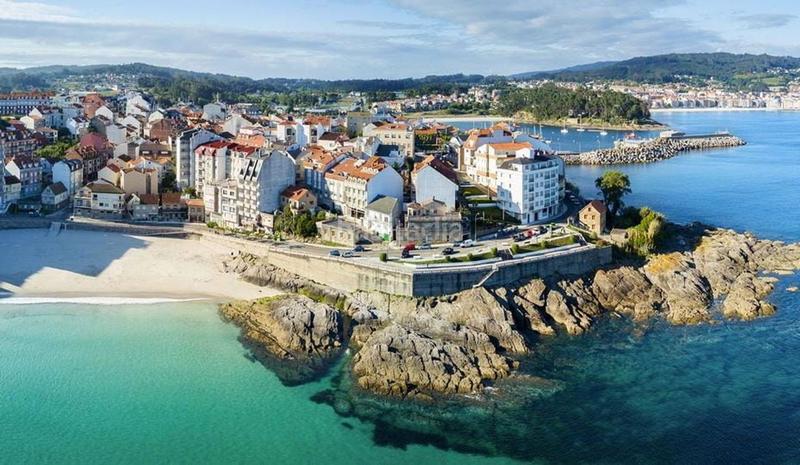 Foto cf914772-9506-4dae-b9a2-9fc0fa027018. Edifici a Lalín