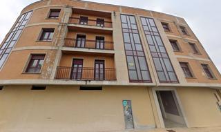 Edificio en Vila de Cruces