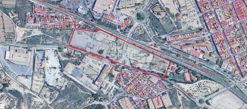 Foto 0f5894ff-a8f7-45a9-bfd8-343799458898. Terreno residencial en El Tubo Sant Vicent del Raspeig