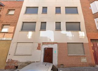 Edificio en Pradolongo