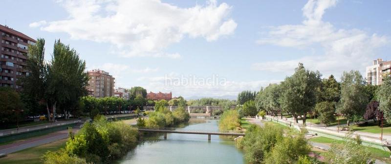 Foto b42d9426-303e-498a-a2bc-2a438b57ee6a. Gebäude in La Asunción - La Inmaculada León