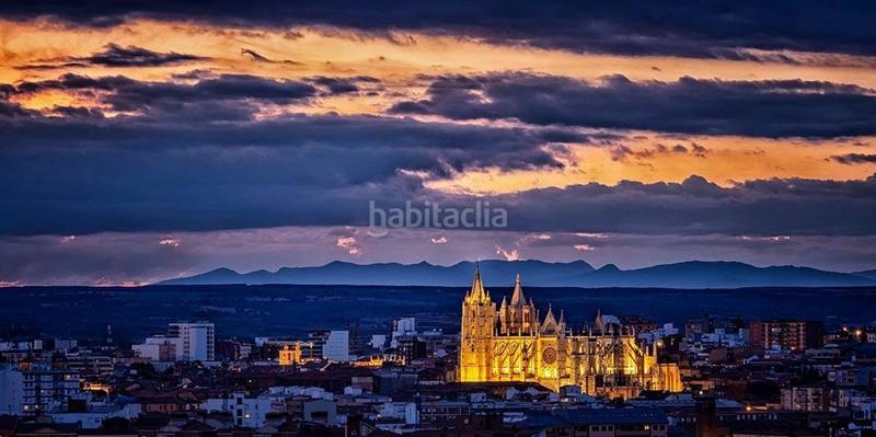 Foto bea5d2d3-b0ad-478d-aa9d-ea1fb47a71bc. Gebäude in La Asunción - La Inmaculada León