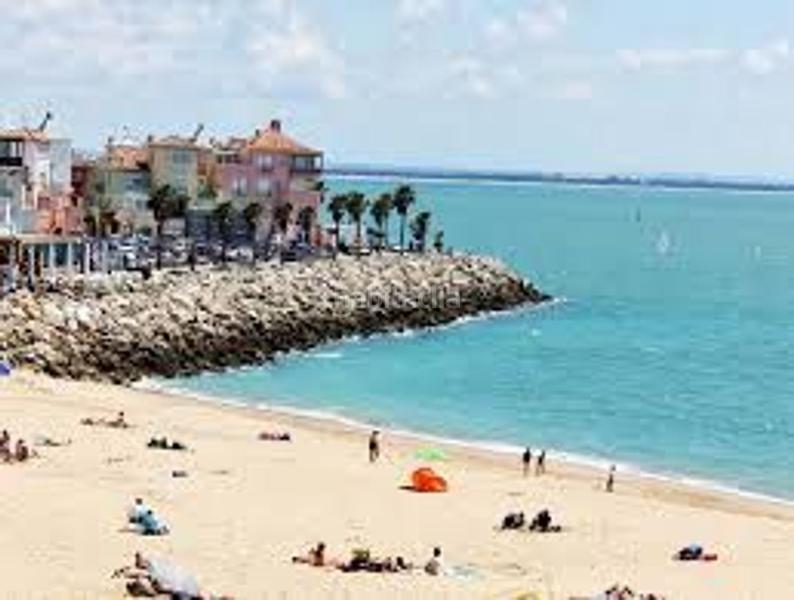 Foto 52bc1843-26fa-48a2-87ad-1ba341fda384. Piso en La Caleta - La Viña Cádiz