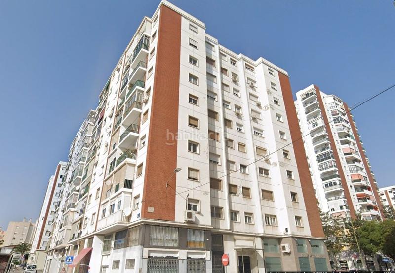 Foto 6fcbe9f7-efcc-427f-bd66-954e9c76663a. Piso en Los Castillejos - La Trinidad Málaga