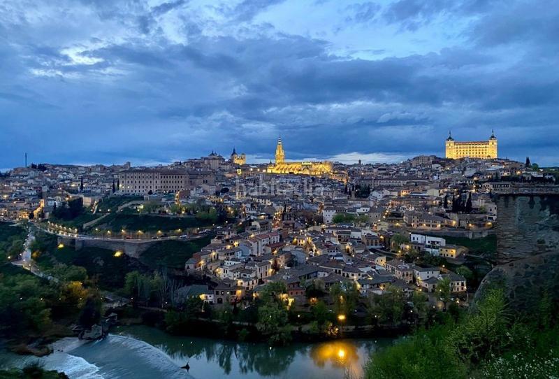 Foto 184c3af0-67a9-41fa-af83-bb6c0998f402. Edifici a Camarena