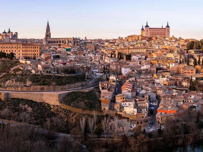 Foto c9bee4b7-ff50-4cfe-a602-318de200101e. Edifici a Camarena