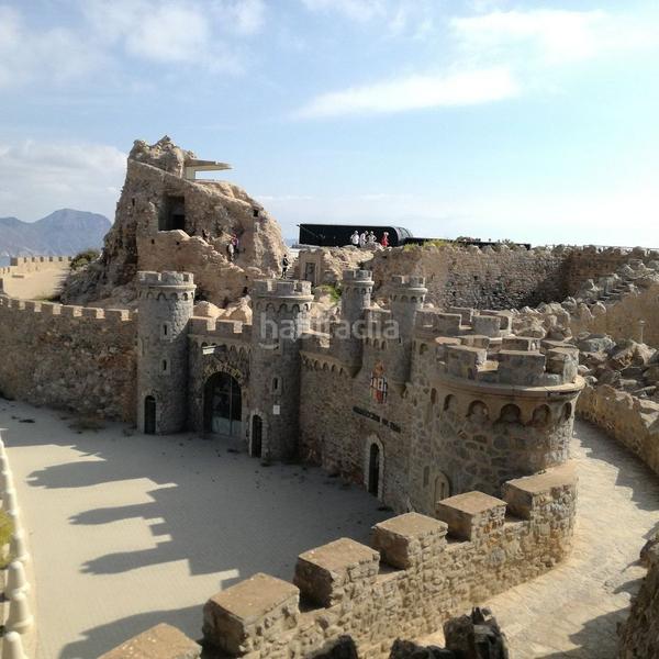 Foto 5d26feed-d566-43ac-b23f-04c074f4313e. Edificio en Jumilla