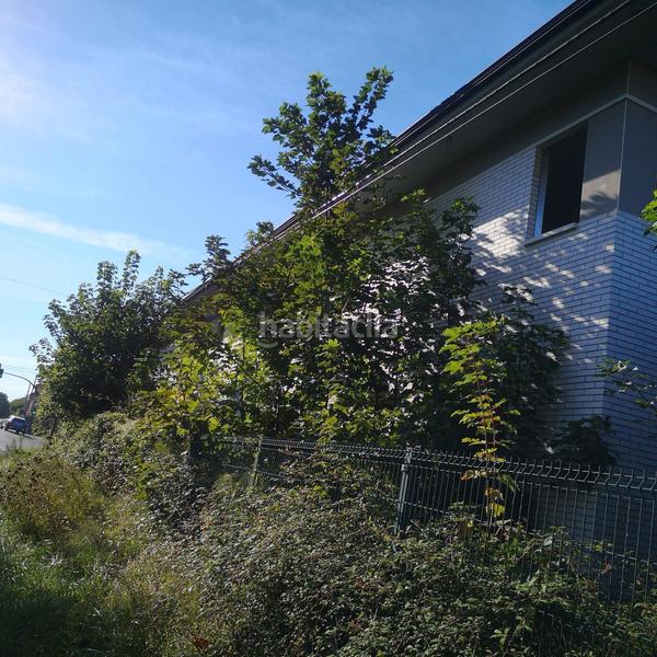 Foto 11045a33-50f2-4792-b14d-1e259e4db3ad. Edifici a Celorio-Poó-Parres Llanes