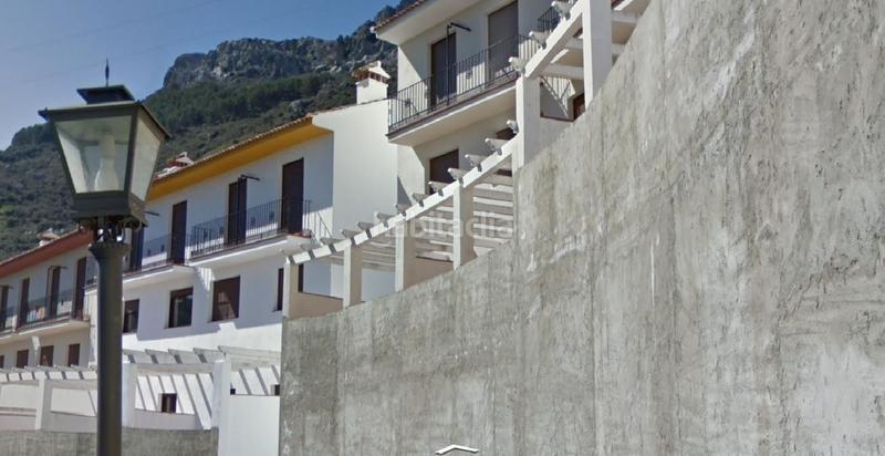 Foto b6f21d54-5fbe-4dfb-aada-5d8884d8429d. Edificio en Benadalid