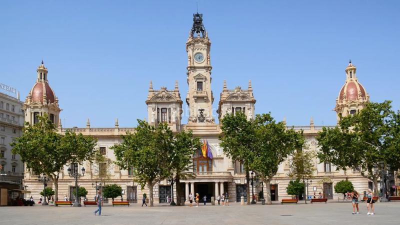 Foto f50b6940-1bab-40ec-9da9-07505a615012. Edificio en Pobla Llarga (la)