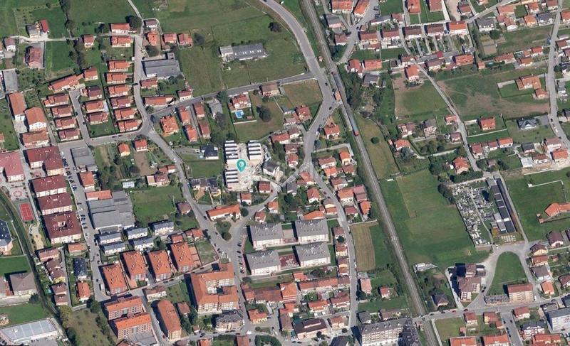 Foto 2ba7c82d-6682-4632-8f81-240a1ac287f7. Edifici a Corrales de Buelna (Los)