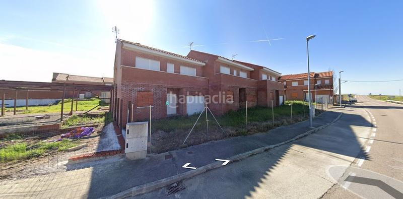 Foto 68d3c1f7-46c6-49b1-8a50-16c3994f3c60. Edificio en Hormigos