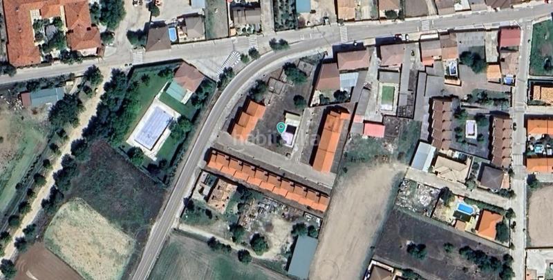 Foto f6c56cb7-cdc6-49ec-9460-b103de2f4b75. Edificio en Hormigos