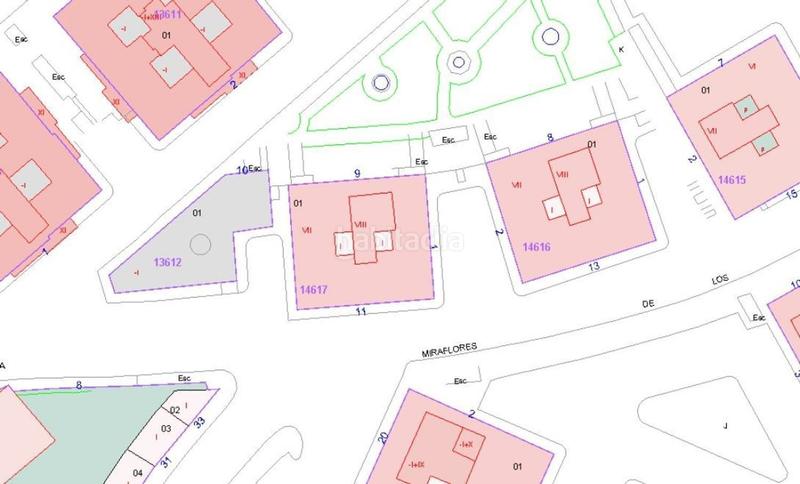 Foto de548373-4bd2-4186-9abd-903a9cbd6b2f. Piso en Parque Victoria Eugenia Málaga