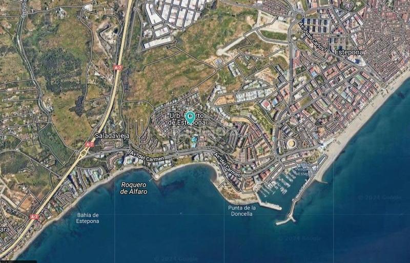 Foto eb4f66c9-478a-4588-be6a-eeed45d3fa41. Casa adossada a Seghers Estepona