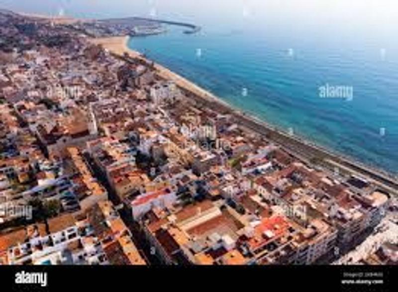 Foto 03c175e3-2da6-447b-beea-4d783b3bef23. Pis a Zona Alta Premià de Mar