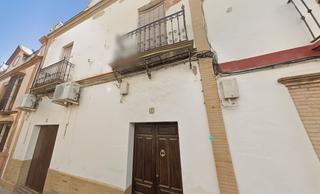 Maison à Lora del Río