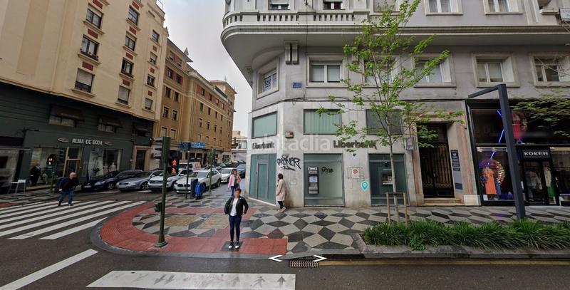 Foto 829f152c-6527-4c95-997c-df5c45d242a0. Local comercial a Centro - Ayuntamiento Santander