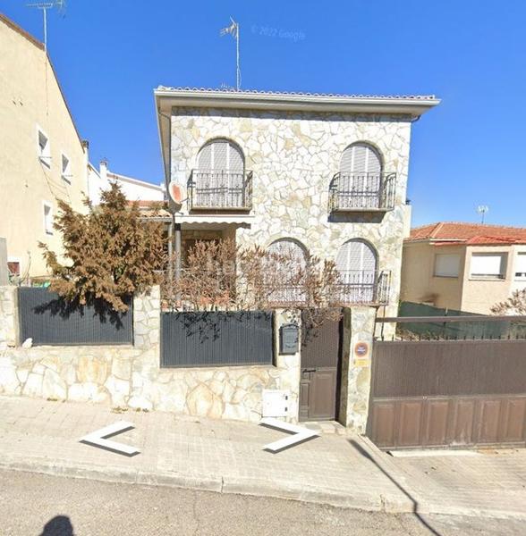 Foto a971db4a-321d-4fdc-951f-2d18913c8479. House in Loeches