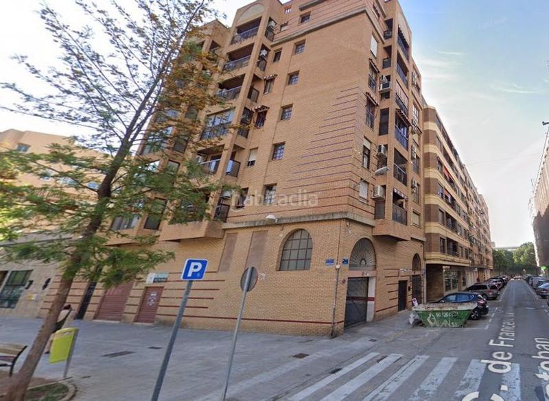 Foto e7ecb033-b023-45cb-8641-a844cf19936c. Piso en Barrio Benicalap Valencia