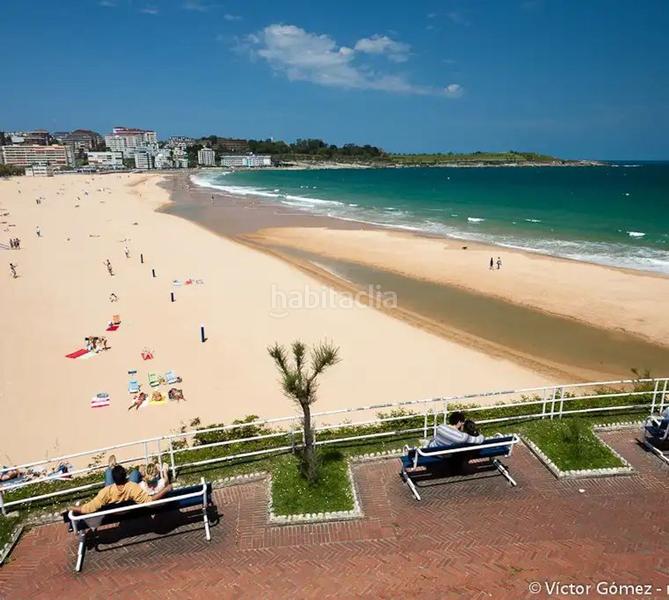 Foto a6f6fc7c-4c93-4c2a-be6f-87c9679a9dbf. Edificio en Arredondo