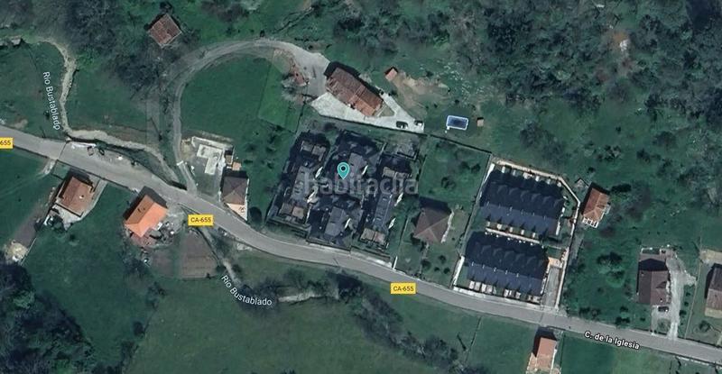 Foto b07fc7c4-698b-4b9f-8759-e304571caad1. Edificio en Arredondo