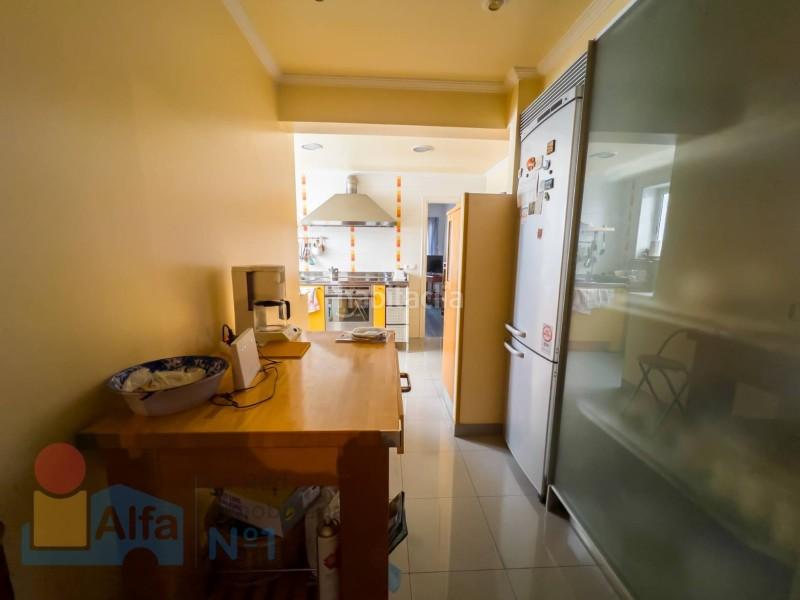 Foto 4c99e8a0-615b-4b84-9c0f-5ec72a71c19b. Pis amb calefacció a Plaza España - Corte Inglés Vigo