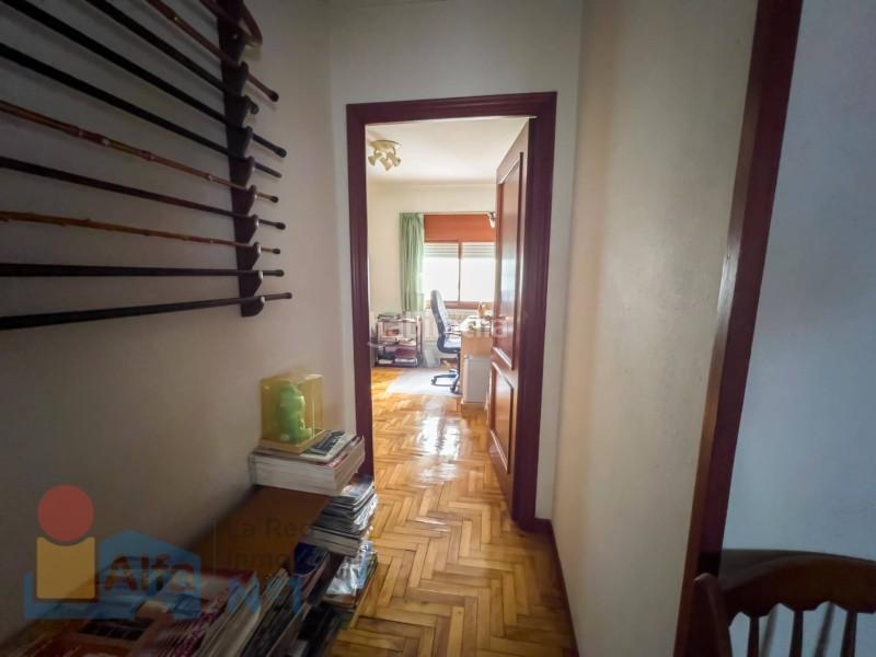 Foto 8bca6bf6-b8b9-4467-a2ae-c5dd72373ffb. Pis amb calefacció a Plaza España - Corte Inglés Vigo