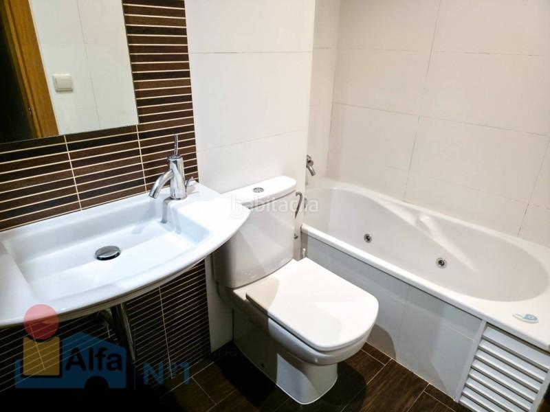 Foto 4c628424-d347-4c03-86d4-1a41b96c5da5. Rent flat with heating parking in Centro - Areal Vigo