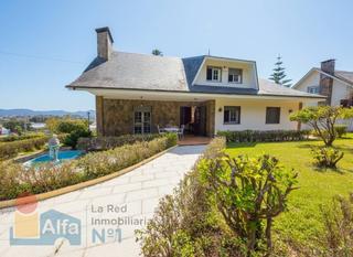 Lloguer Xalet a Coruxo - Oia - Saiáns. Casa unifamiliar en alquiler en coruxo  vigo pontevedra