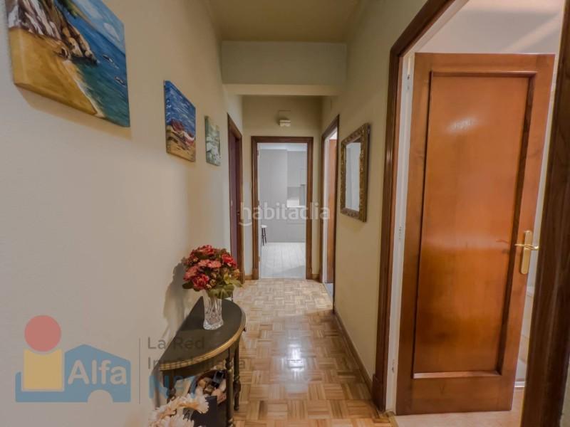 Foto 09d8519c-b5ef-4202-b434-8a025c9e852e. Etagenwohnung mit heizung in O Castro Vigo