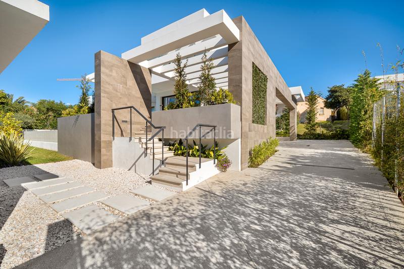 Foto 1ca879f1-fcd3-4ce7-ad8a-d743fbfd4d76. Chalet con camino riscaldamento parcheggio piscina in Marbella