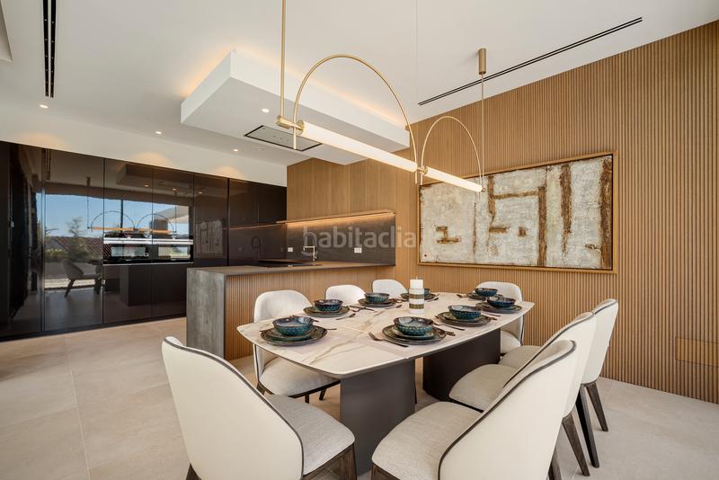 Foto 3d10c641-9419-43c6-9b26-5051a62f73e0. Chalet con camino riscaldamento parcheggio piscina in Marbella