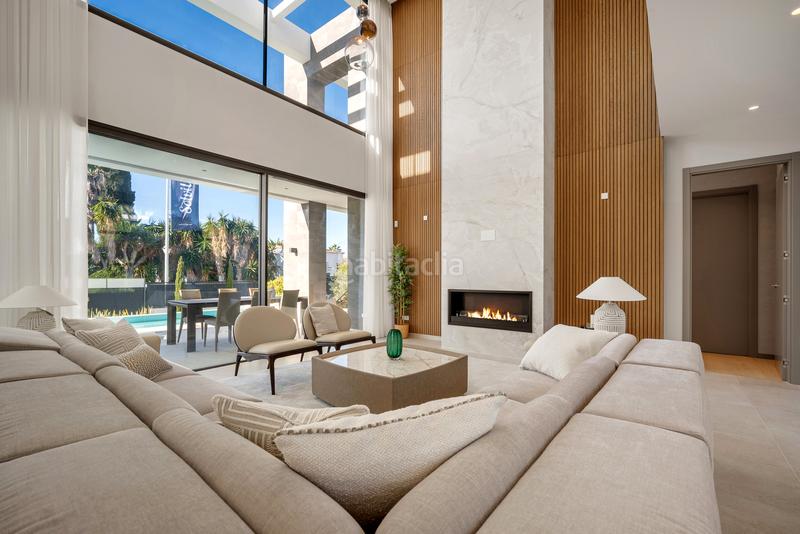 Foto cb223224-bd27-4f93-be5d-ded39687bcd3. Chalet con camino riscaldamento parcheggio piscina in Marbella